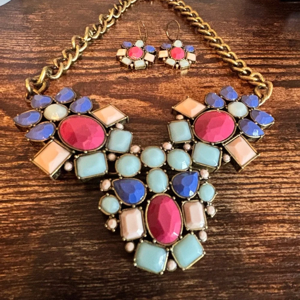 Vintage Multicolor Statement Floral Bib Necklace and Earrings‎ Set 22